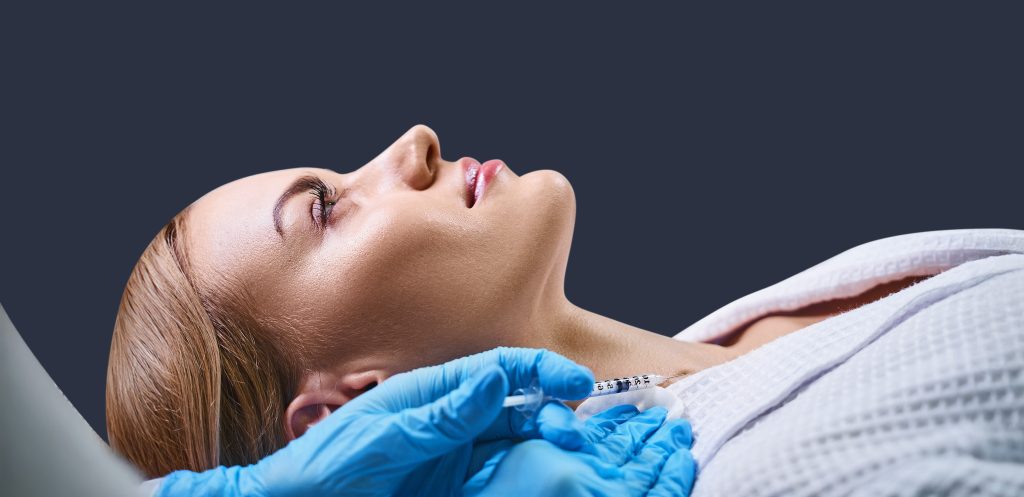 Tratamiento de mesoterapia facial en clínica estética de Santander y Valladolid, hidratando y revitalizando la piel del rostro.